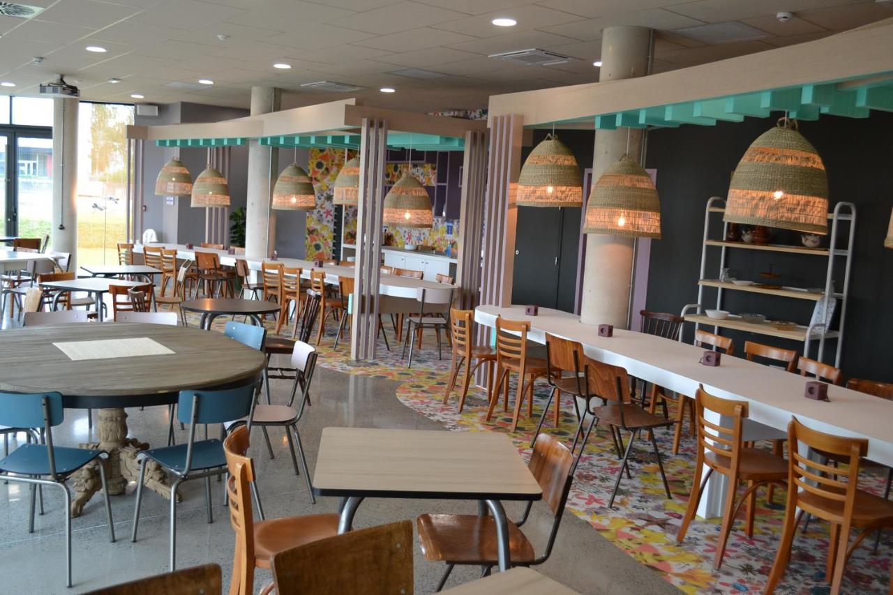 Greet Hotel Rennes Pace Eksteriør bilde